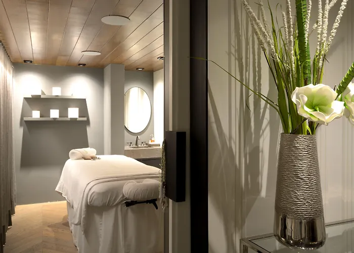 Brick - Small Luxury Of The World Hotel