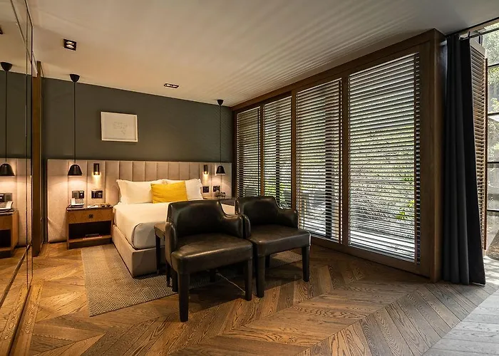 Brick - Small Luxury Of The World 5*