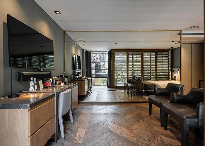 Brick - Small Luxury Of The World Hotel